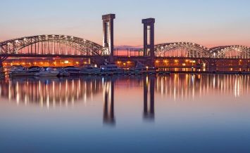 Финляндский мост