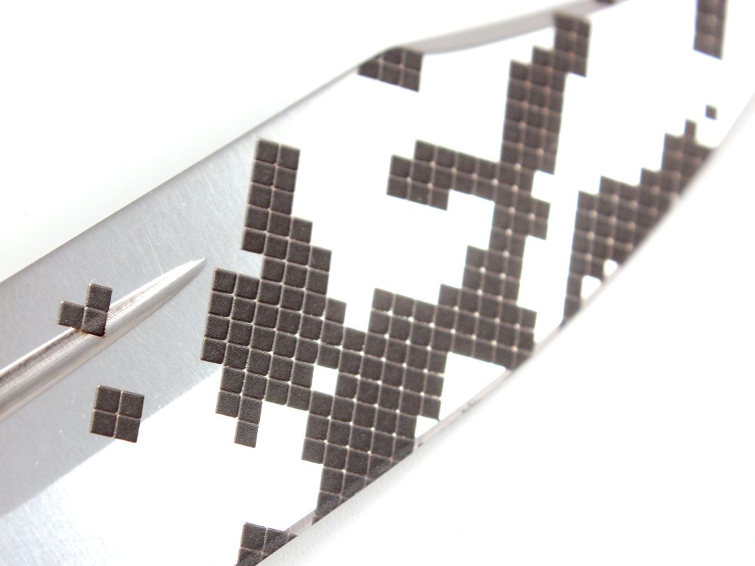 Гравировка на ножах