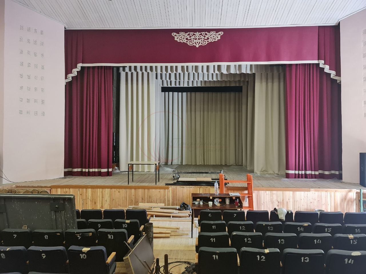 Одежда сцены