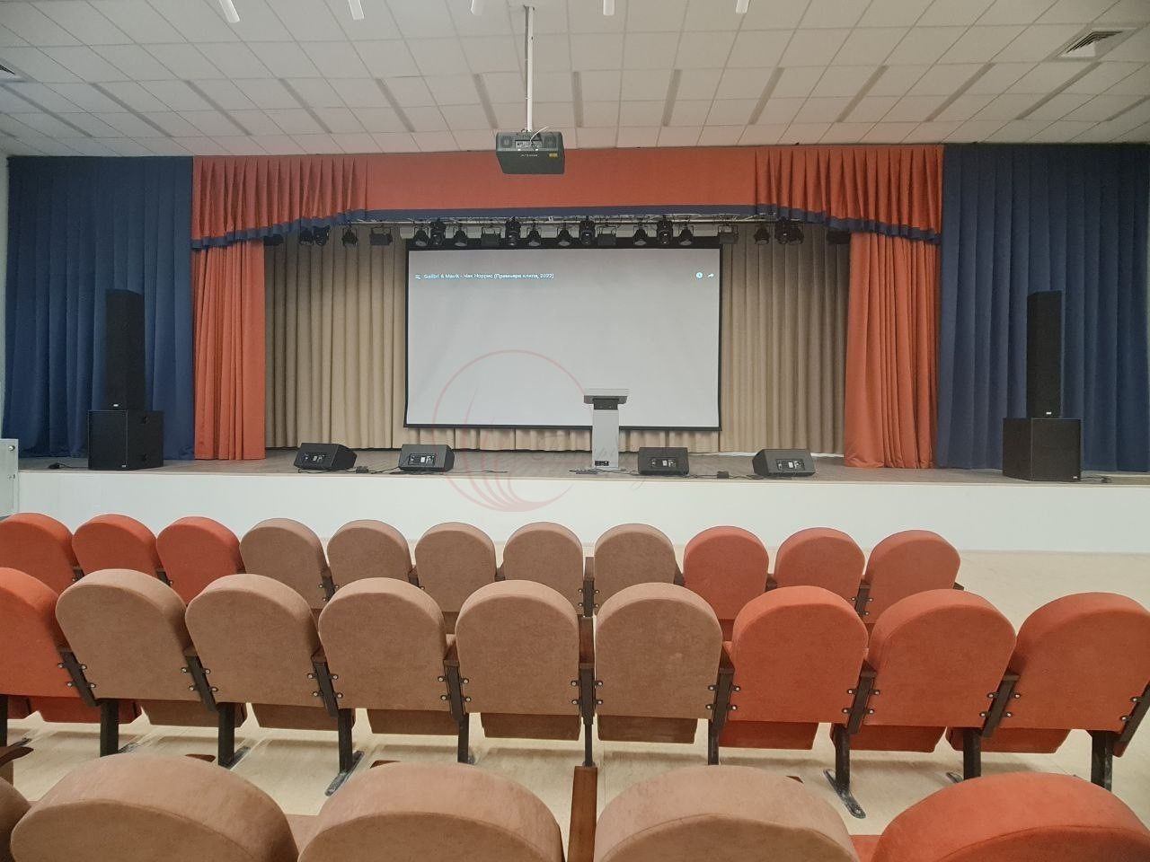 Одежда сцены