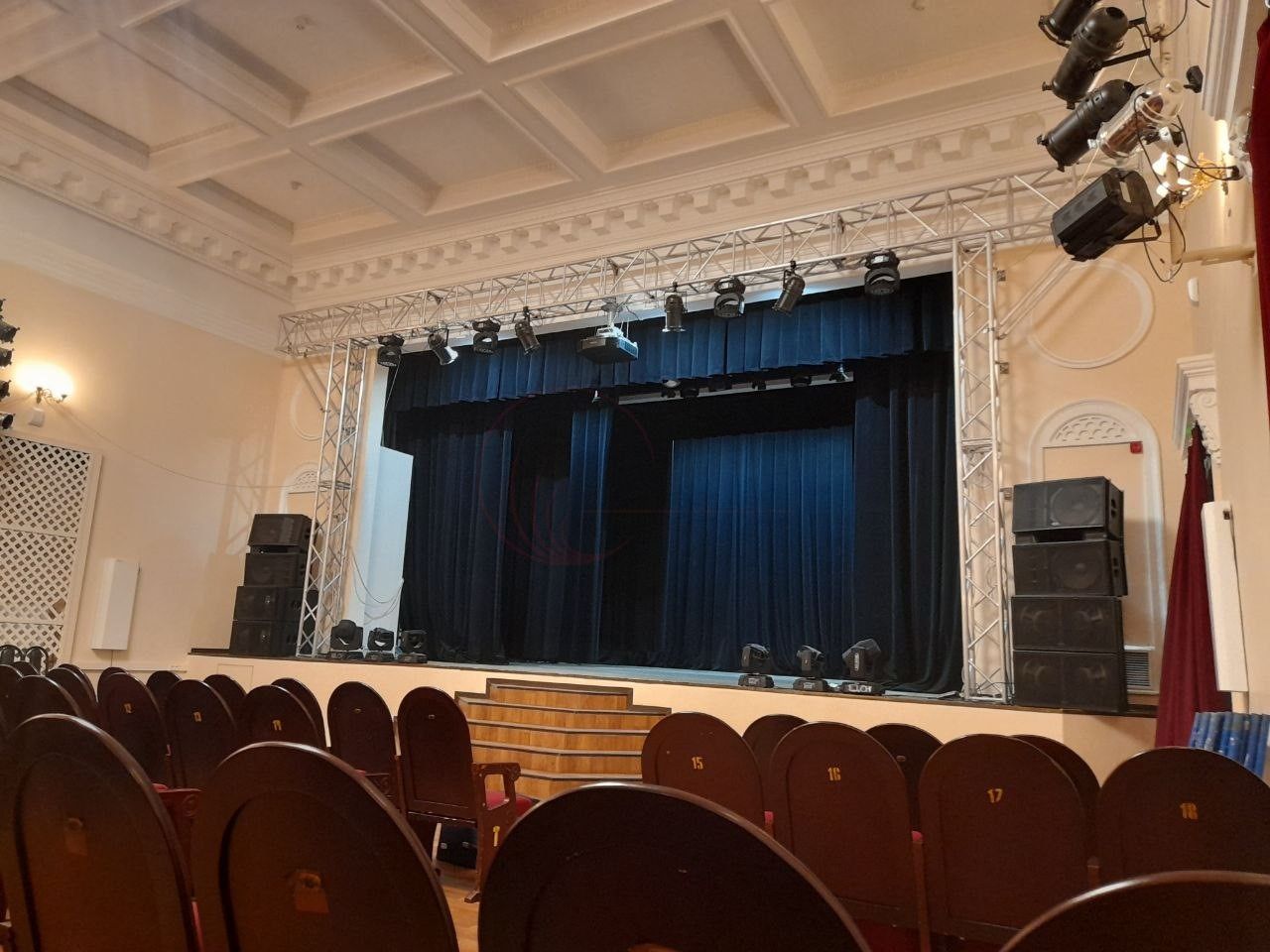 Одежда сцены