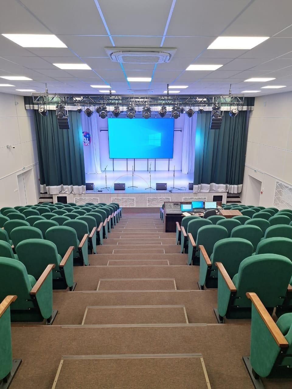 Одежда сцены