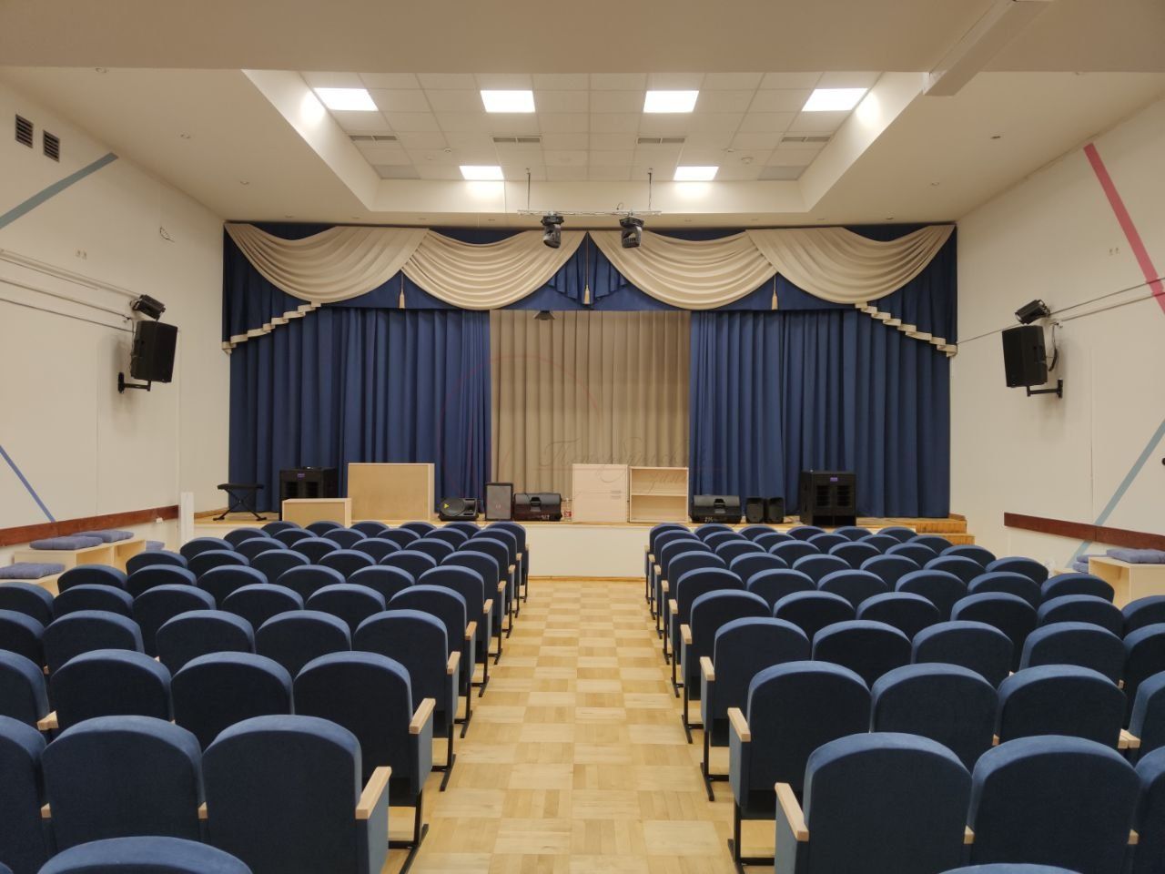 Одежда сцены