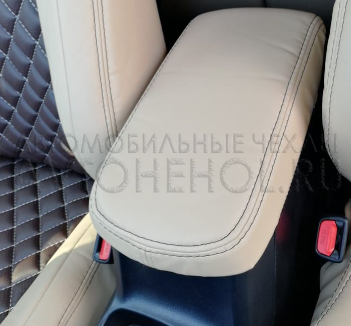 Автомобильные чехлы из экокожа эксклюзив