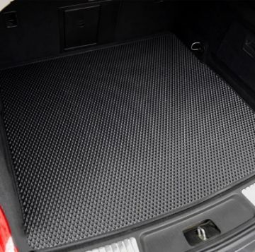Автомобильные коврики в багажник