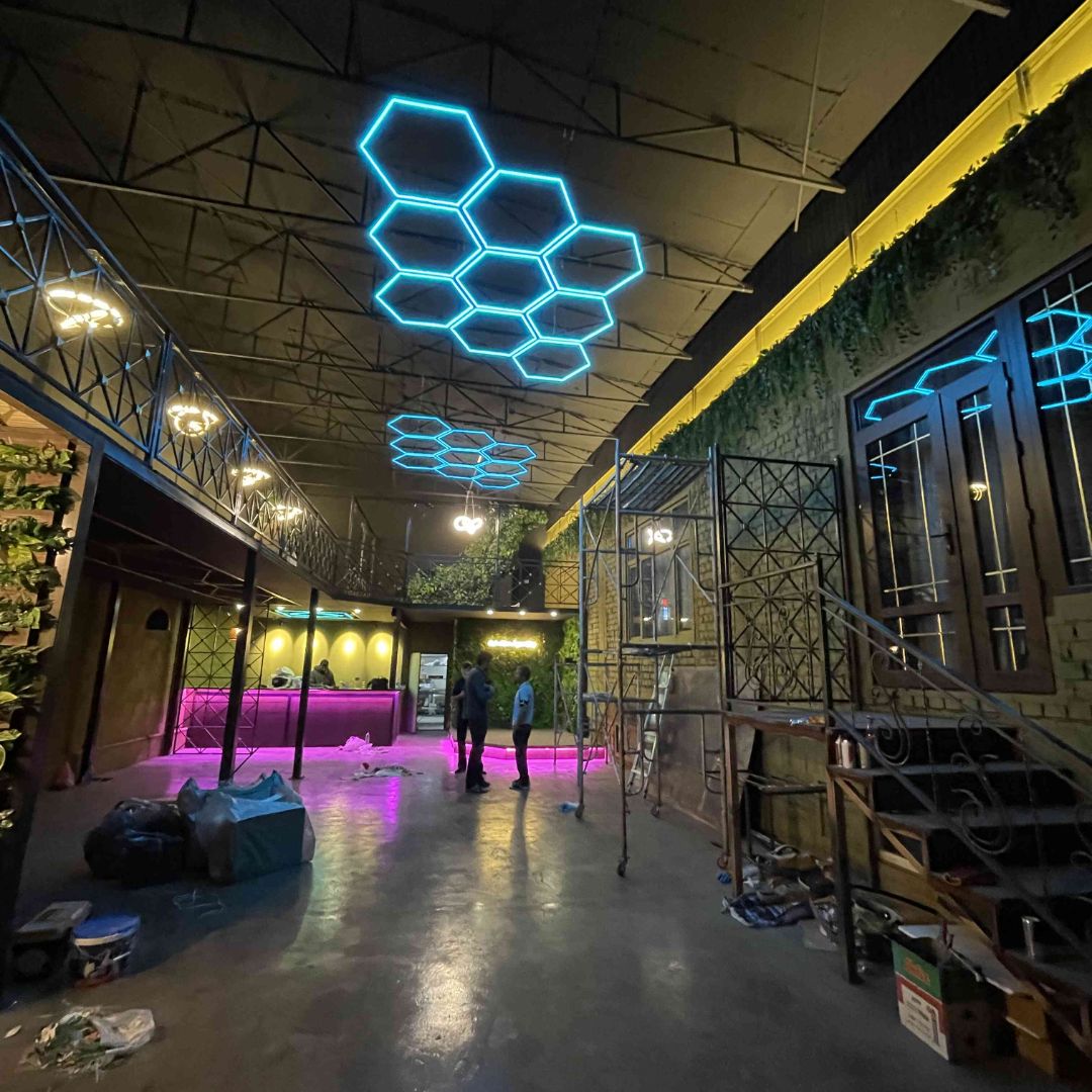 потолок, соты, рекламное, производство, бутафория, Бишкек, пенопласт, металл, декор, изделия, инсталляция