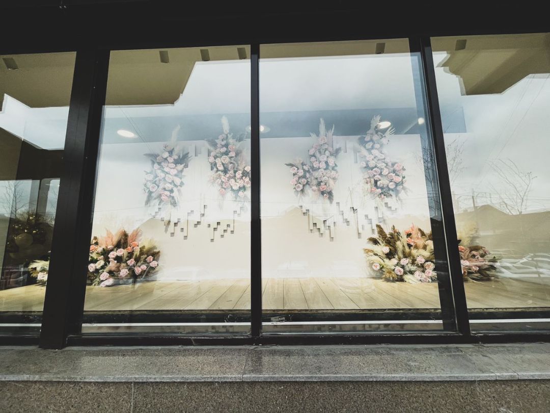 декор, витрина, рекламное, производство, бутафория, Бишкек, пенопласт, металл, декор, изделия, инсталляция