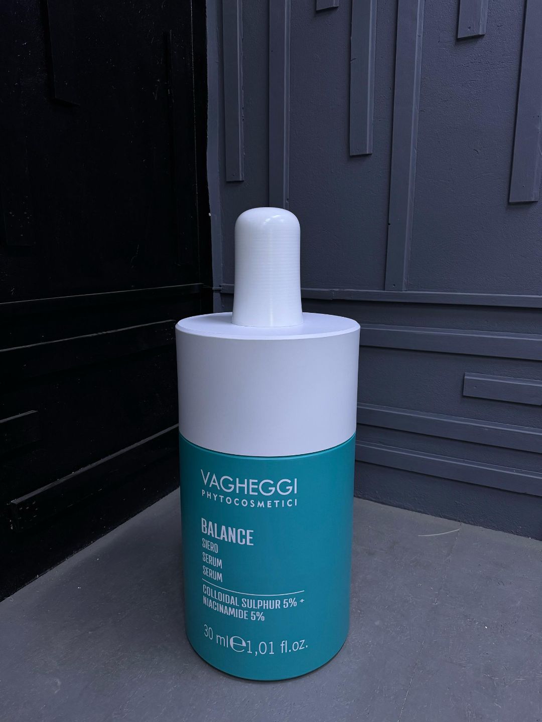 витринистика, флористика, рекламное, производство, бутафория, Бишкек, пенопласт, металл, декор, изделия, инсталляция, бутафория, сыворотка