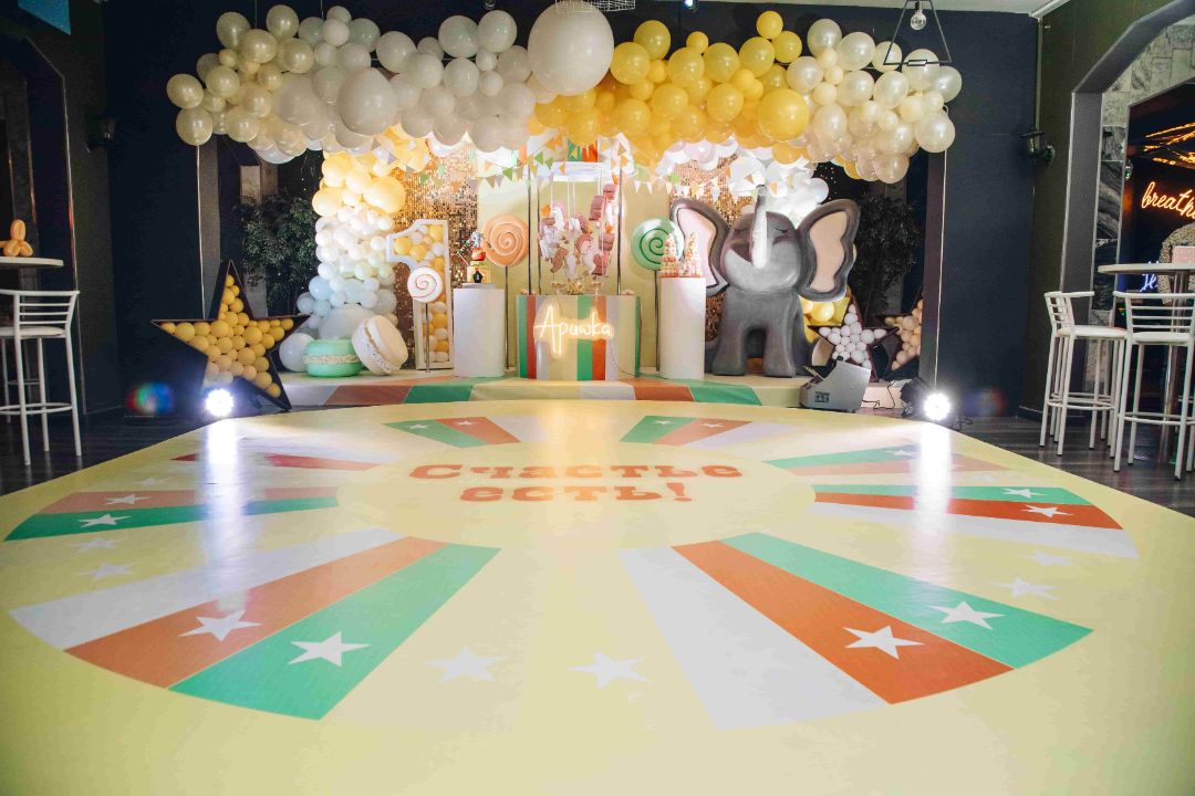 цирк, выпечка, бишкек, декор, аниматоры,декоратор, детский, магазин, шарики, оформление, фотозона, candybar, детский праздник Бишкек, фотозона Бишкек
