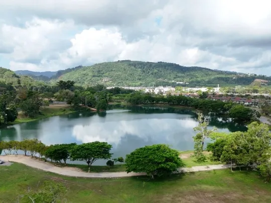 Ko Kaeo lake