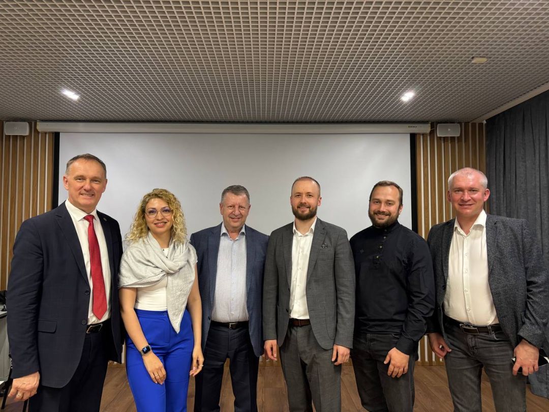 Деловая сессия клуба июнь '25