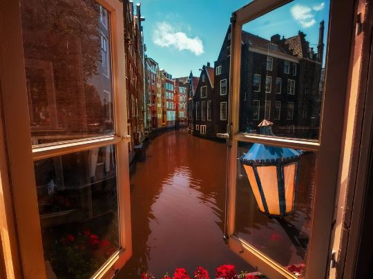 Школа Раскрытия Творческого потенциала АРТ-ПОТОК. Сюрреализм и фото-арт