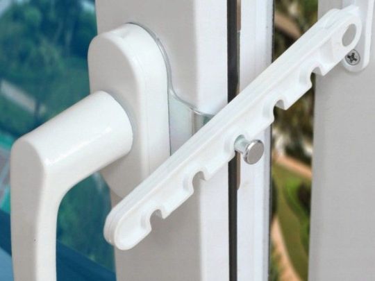 Окна и комплектующие для дачи