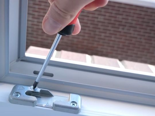 Ремонт окон и сетки