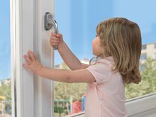 Детские замки безопасности