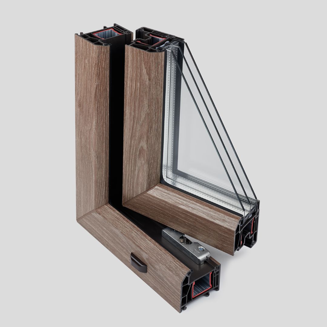 Окно пластика Рехау Грацио коричневое фото снаружи