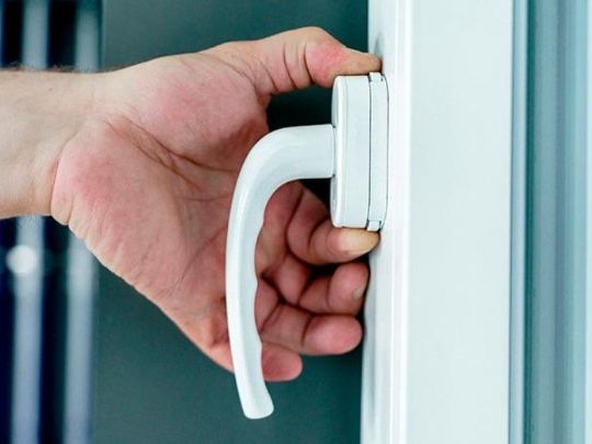 Детский замок ручка с блокиратором