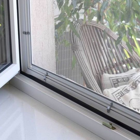 Лучшая москитная сетка на пластиковые окна