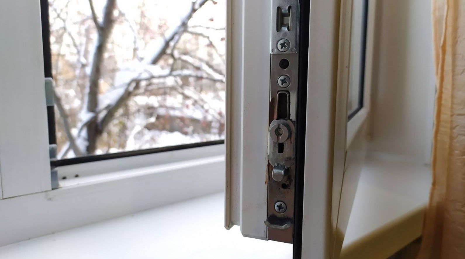 Зимний режим пластиковые окна фурнитура которую нужно регулировать