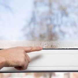 Потеет окно устранить конденсат