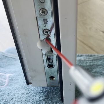 Ремонт фурнитуры окна