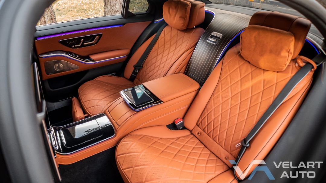 Перетяжка салона автомобиля в Москве тюнинг-ателье Velart