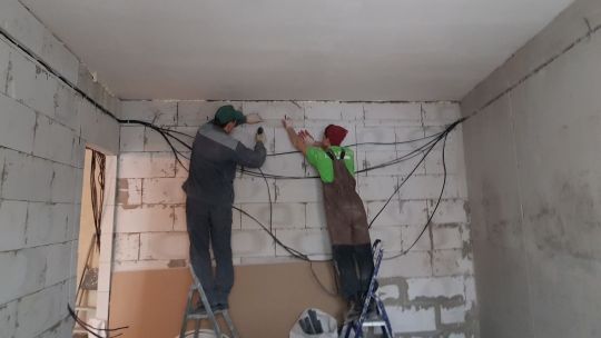монтаж электрики в квартире скрытым способом