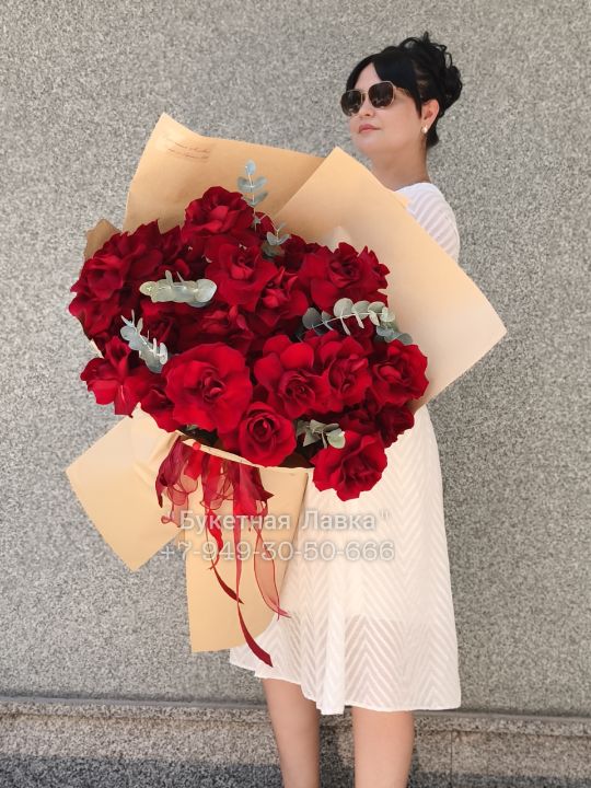 55 роз 70см