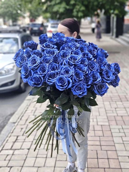 55 роз 70см