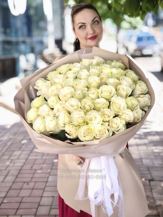 55 роз 70см
