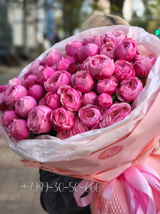 31 роза 70см