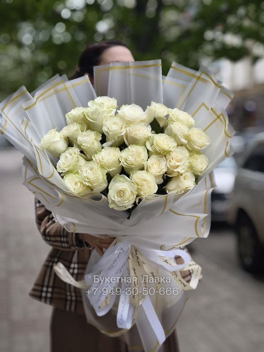 55 роз 70см