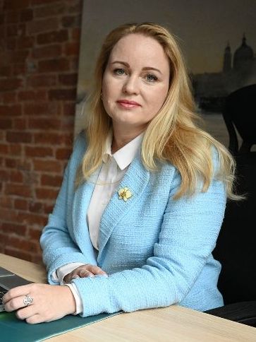 Елена Суховей